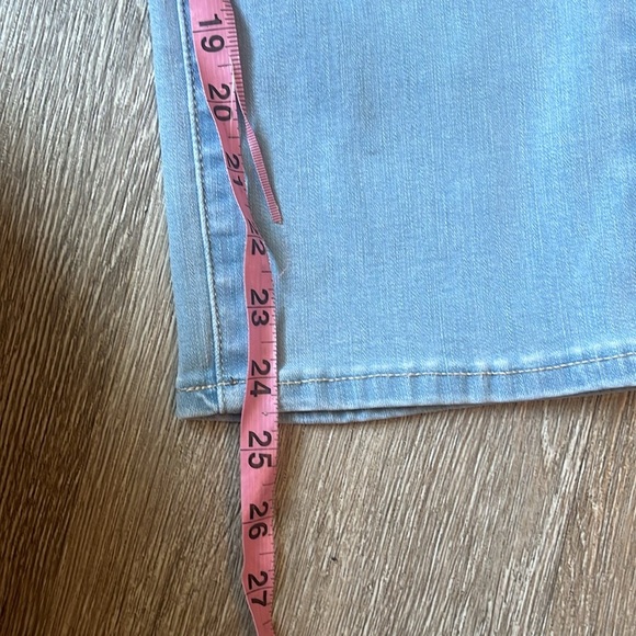 New nwt Marilyn straight cool embrace NYDJ Light Wash crop Jeans Hollander - Picture 4 of 6